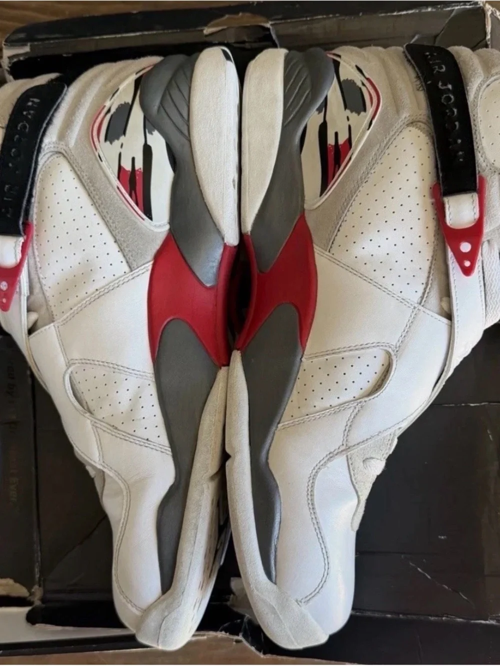 Jordan 8 “Bugs Bunny” Retro 2013 Men’s Size 15